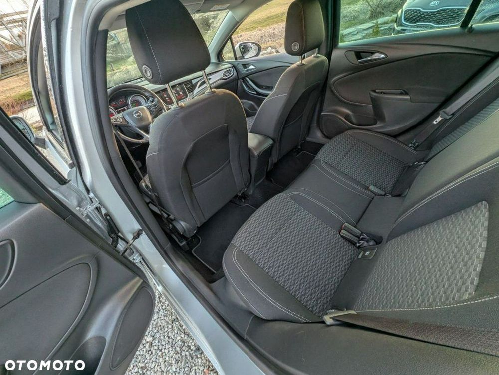 Opel Astra - 12