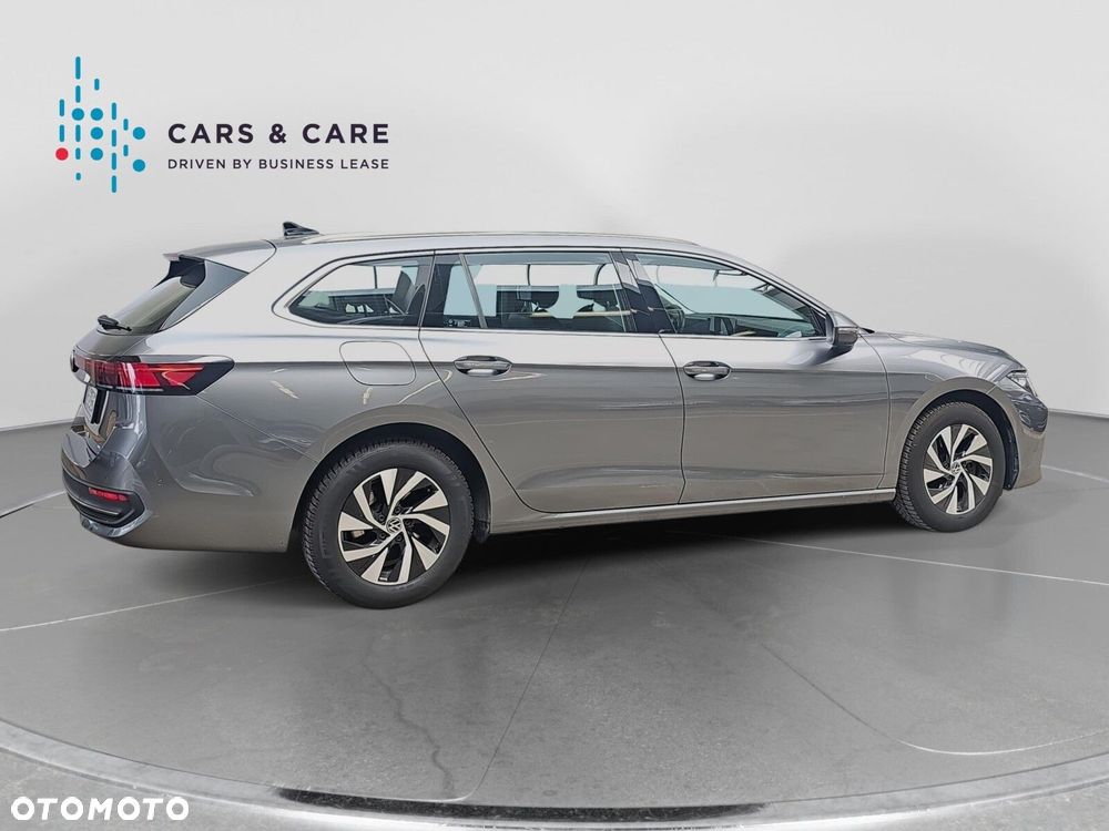 Volkswagen Passat - 21