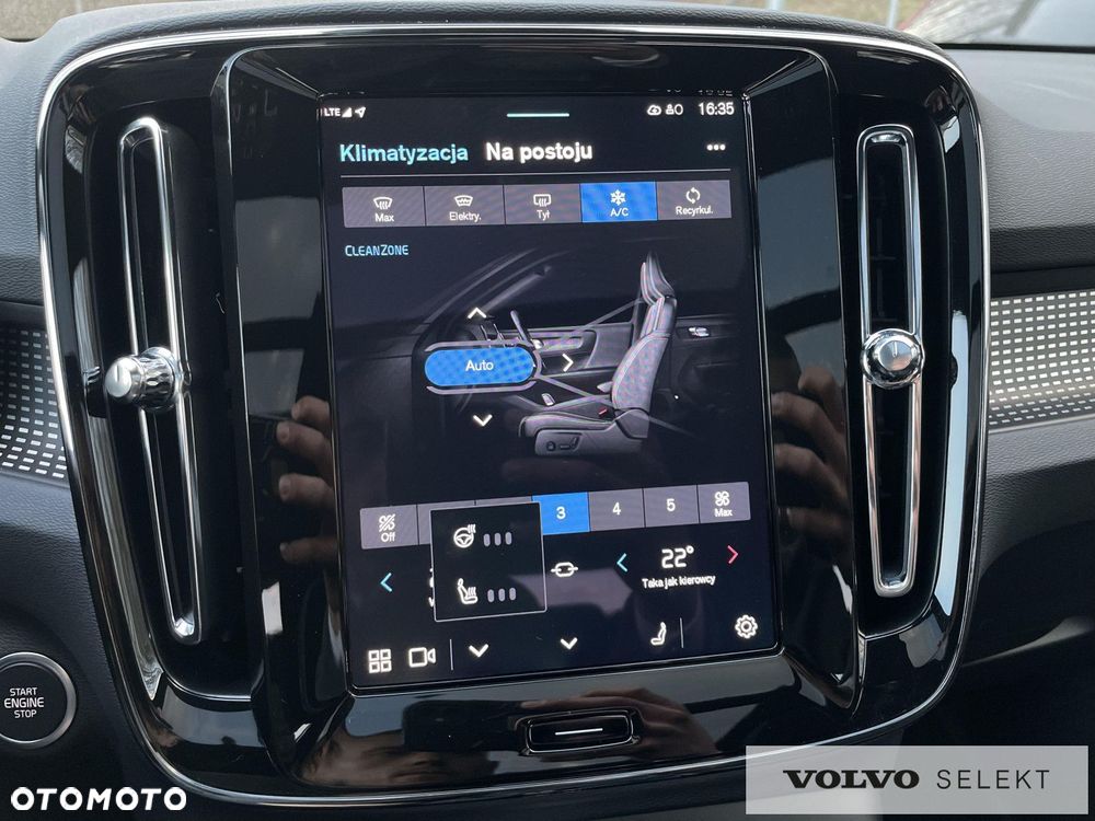 Volvo XC 40 - 24