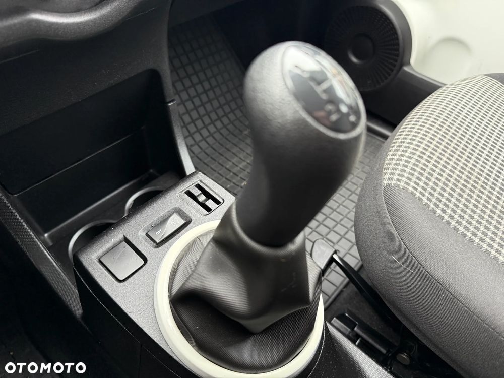 Renault Twingo SCe 70 Experience - 19