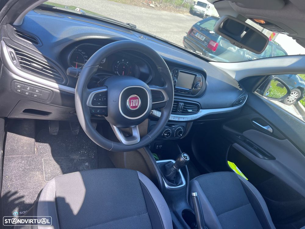 Fiat Tipo 1.3 M-Jet Lounge - 4