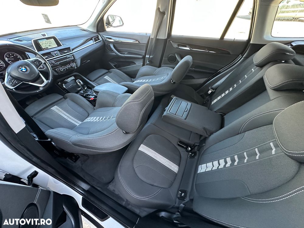 BMW X1 xDrive18d Aut. Sport Line - 12