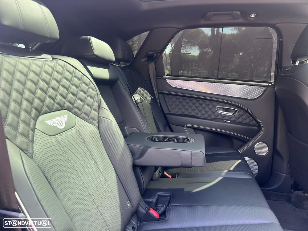 Bentley Bentayga - 29