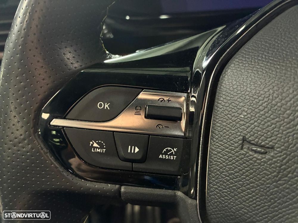 Peugeot 308 1.5 BlueHDi GT EAT8 - 17