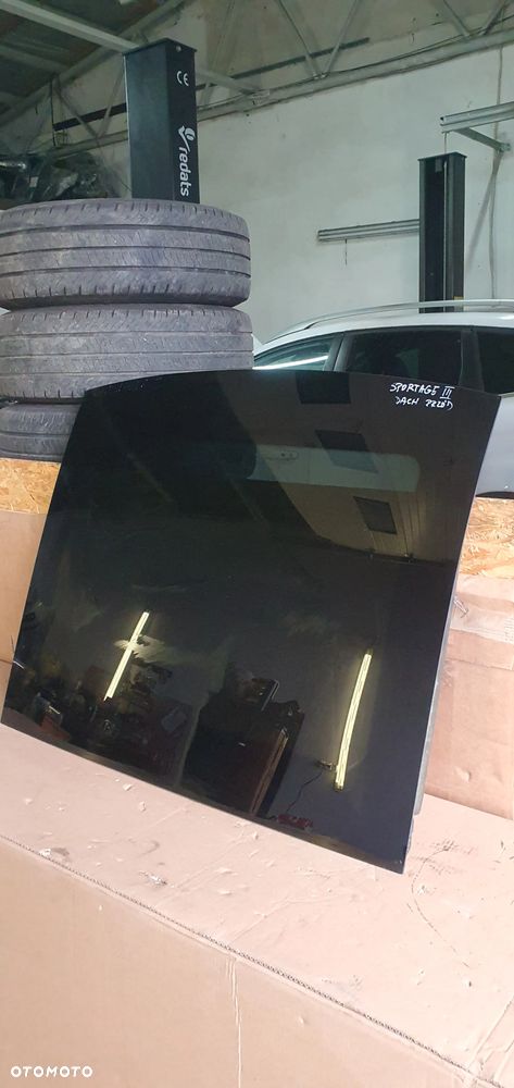 Szyba panorama panoramy dachu przód przednia Kia Sportage III - 2