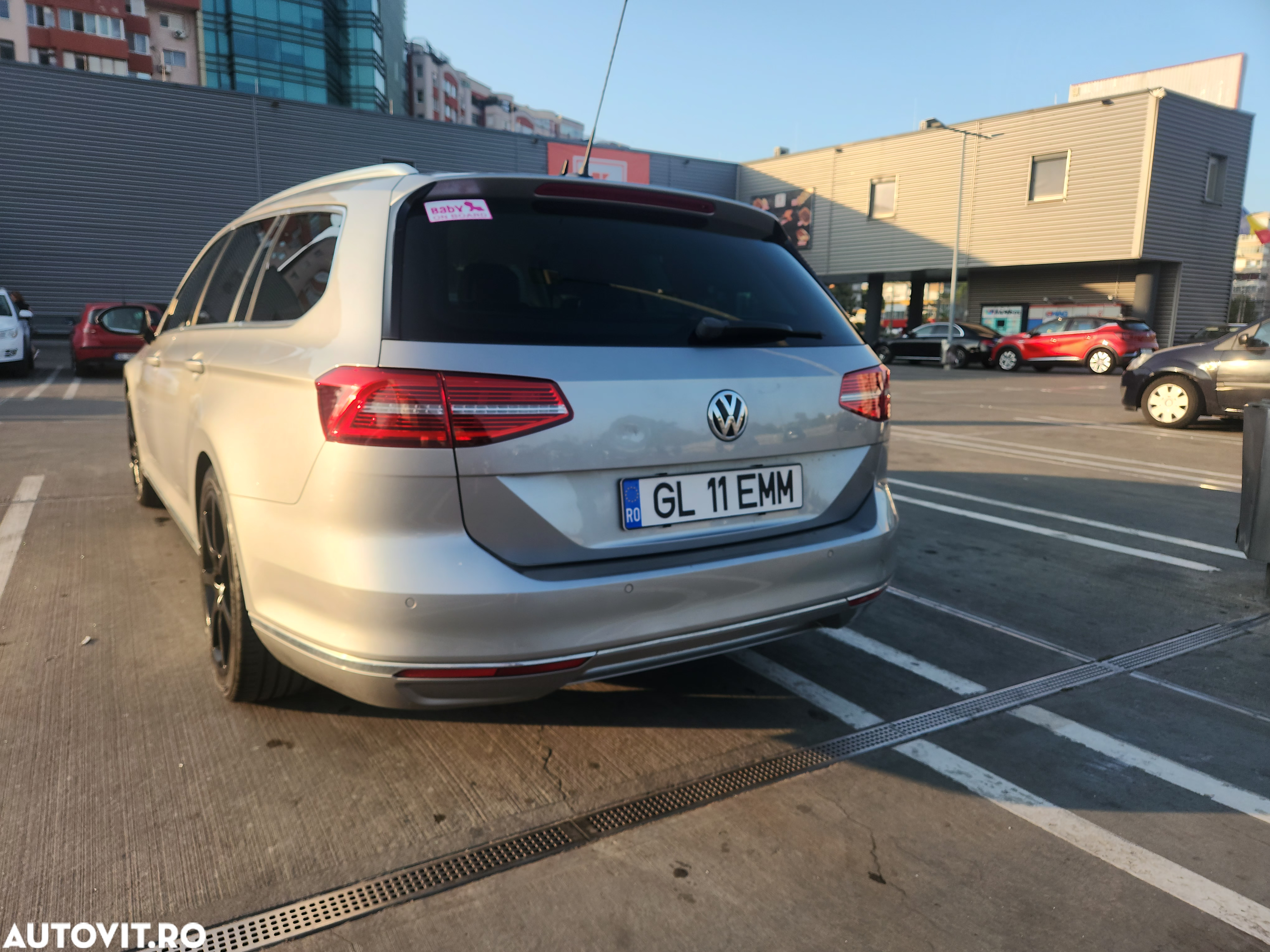 Volkswagen Passat Variant 2.0 TDI DSG Comfortline - 4