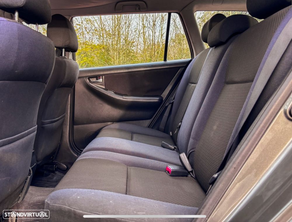 Toyota Corolla SW 1.4 D-4D Sol - 7