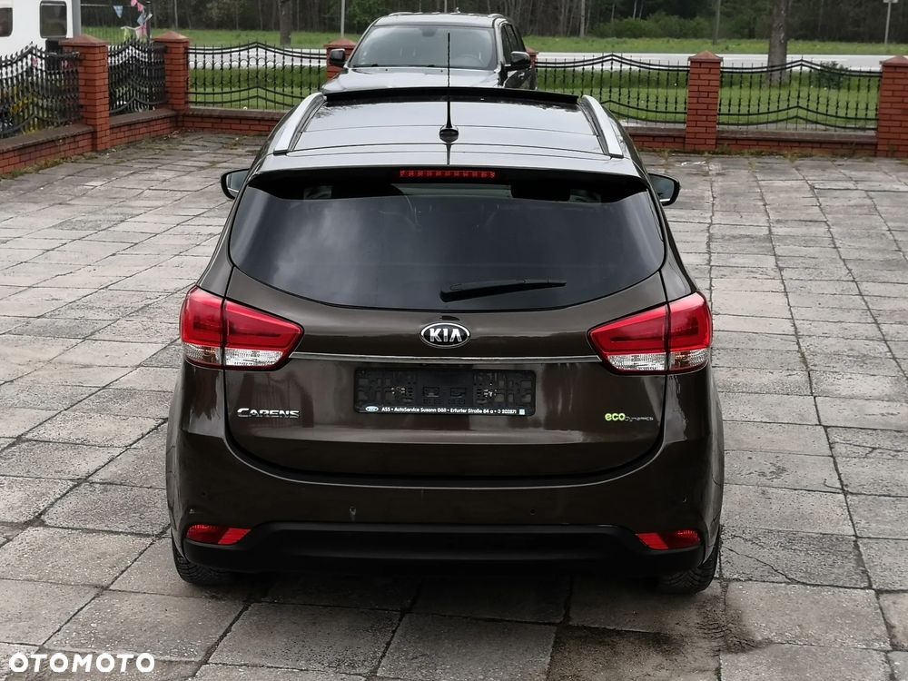Kia Carens 1.7 CRDi 136 Dream Team Edition - 13