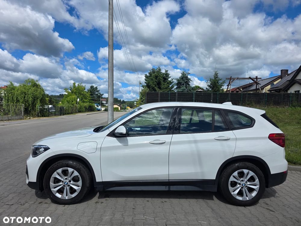 BMW X1 xDrive25e Advantage - 2