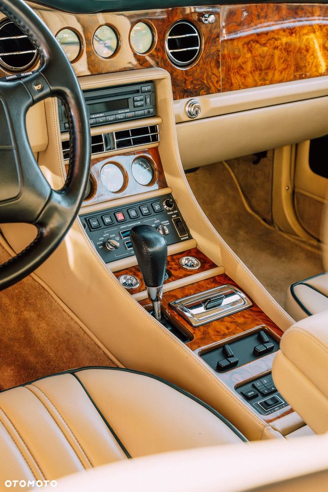 Bentley Brooklands - 20