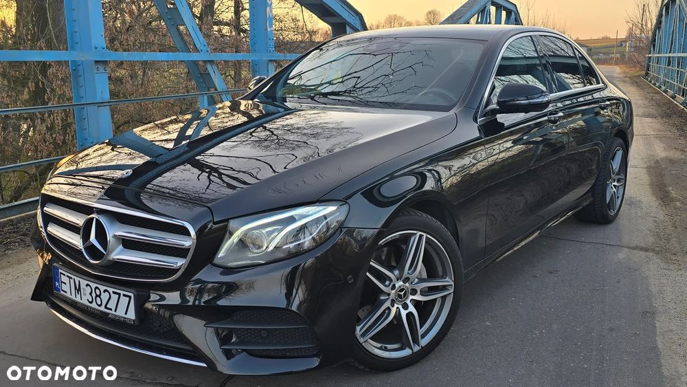 Mercedes-Benz Klasa E 220 d 4-Matic 9G-TRONIC - 13