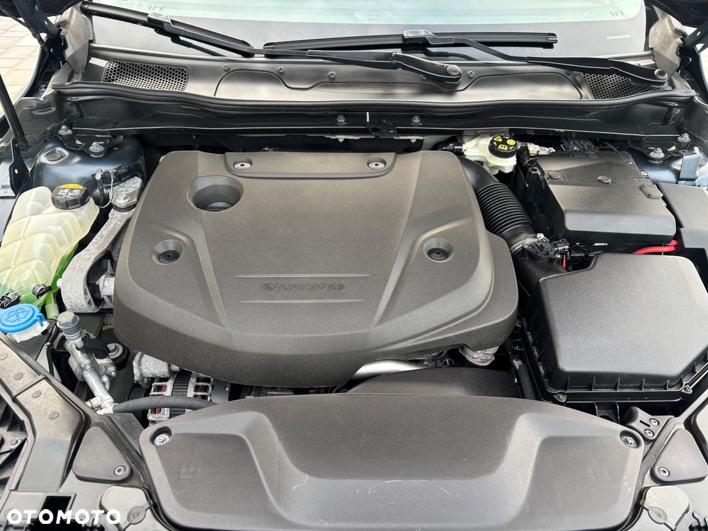 Volvo V40 D3 Geartronic RDesign - 40