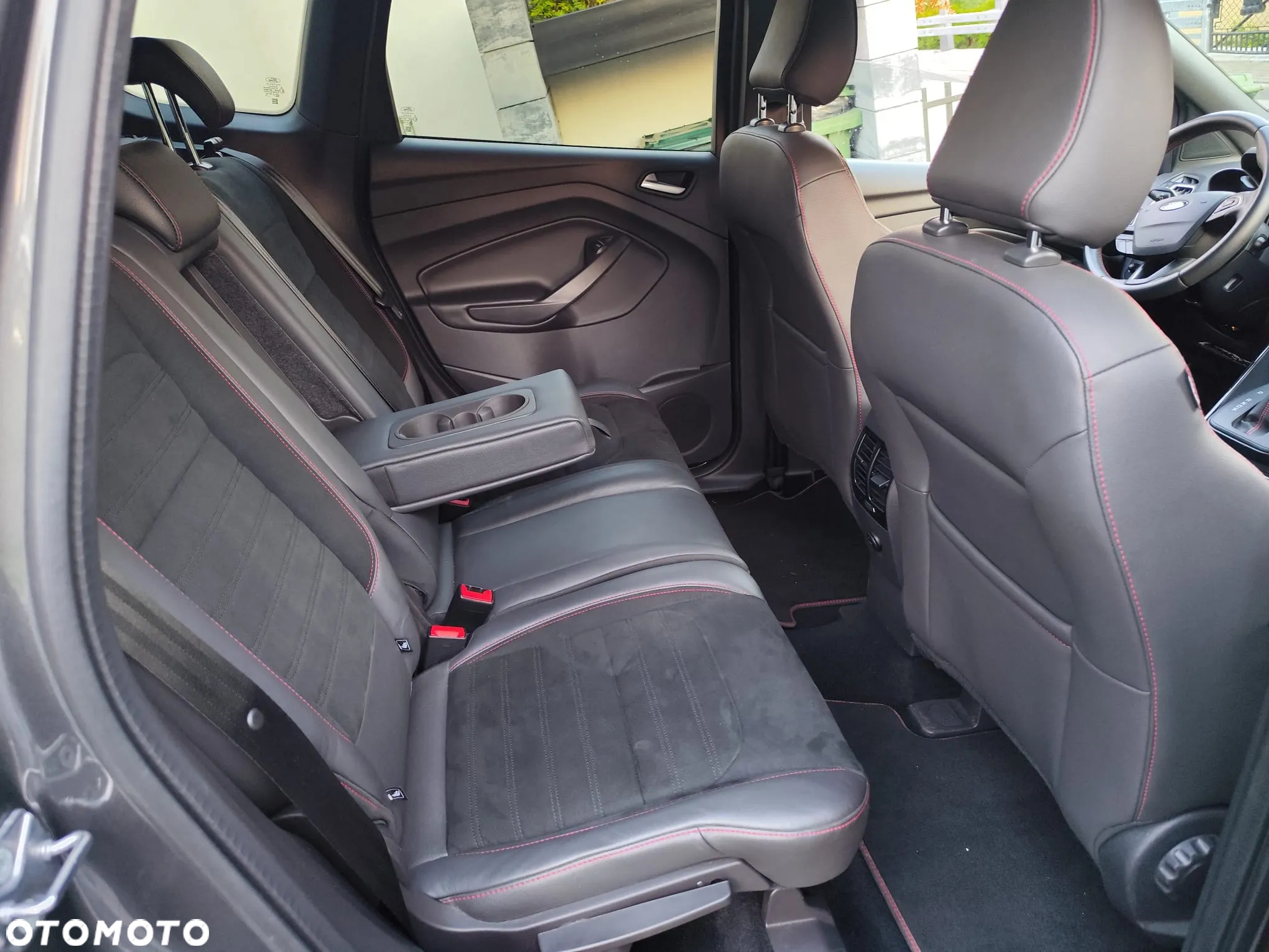 Ford Kuga 1.5 EcoBoost 4x4 ST-Line - 10