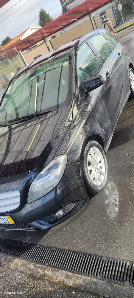 Mercedes-Benz B 180 CDI BlueEFFICIENCY - 2