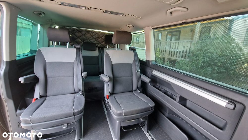 Volkswagen Multivan - 14
