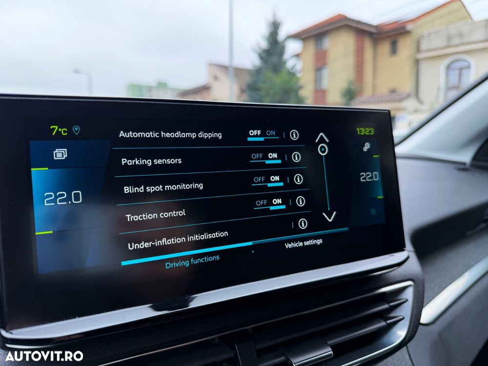 Peugeot 3008 Hybrid 225 e-EAT8 GT Pack - 7