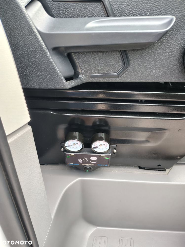 Volkswagen CRAFTER - 18