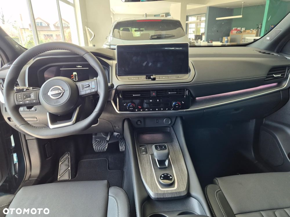 Nissan Qashqai 1.3 DIG-T MHEV 4x4 Tekna Xtronic - 17