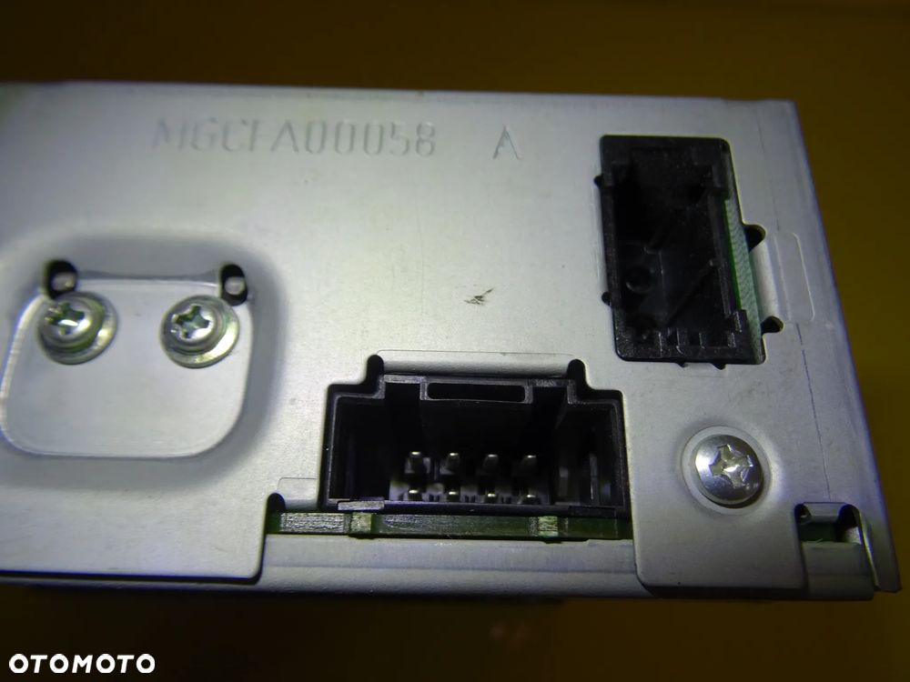 ZMIENIARKA CD AUDI A6 C6 4E0035111A NR148 - 9