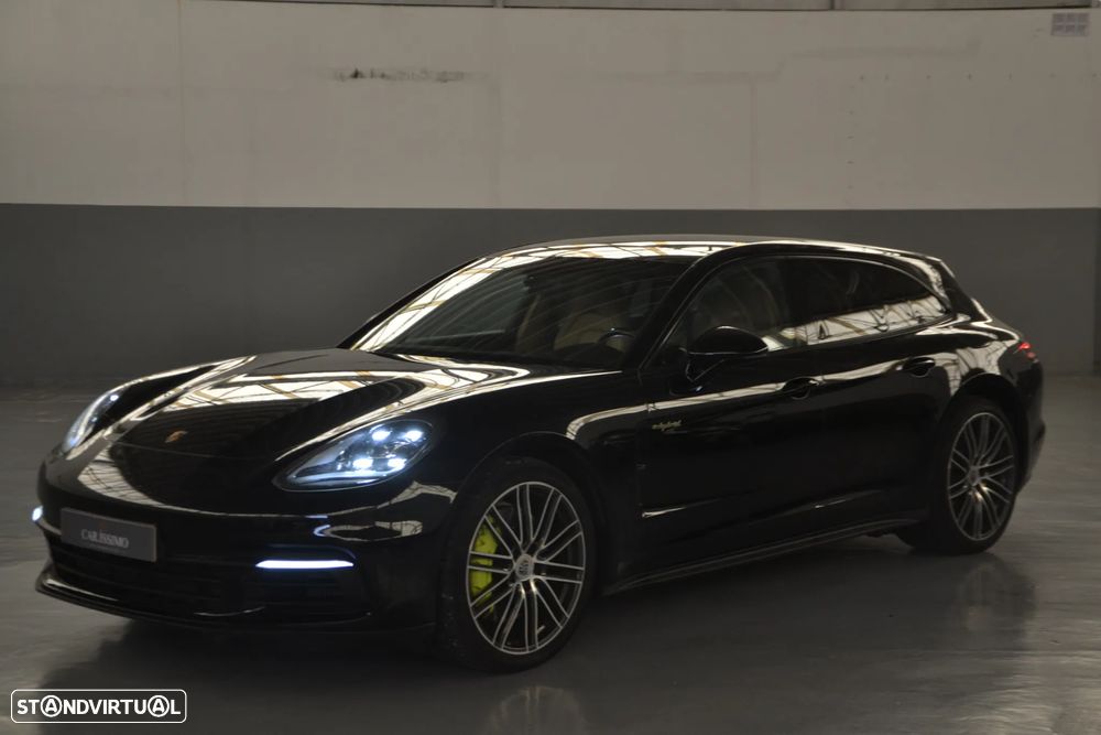 Porsche Panamera Sport Turismo 4 E-Hybrid Platinum Edition - 2
