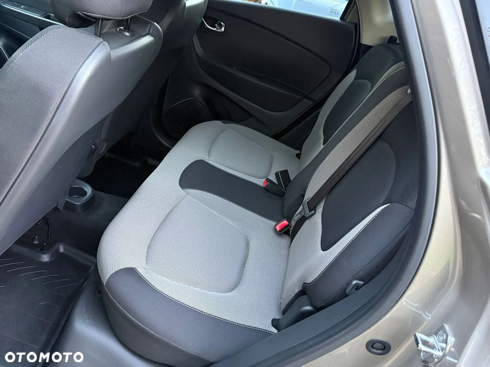 Renault Captur - 16