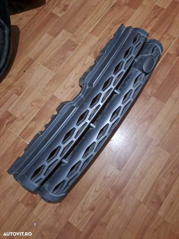 Grila radiator Land Rover Range Rover Evoque an 2011-2015 DJ32-8200-AA - 1