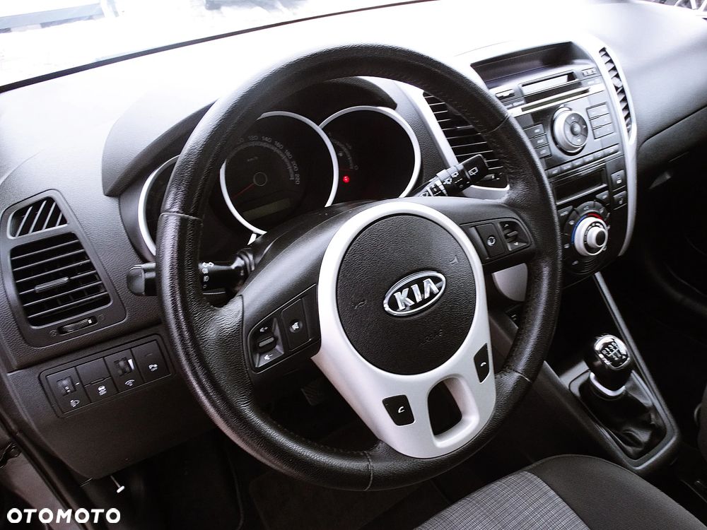 Kia Venga 1.4 CRDi 90 Business Line - 21