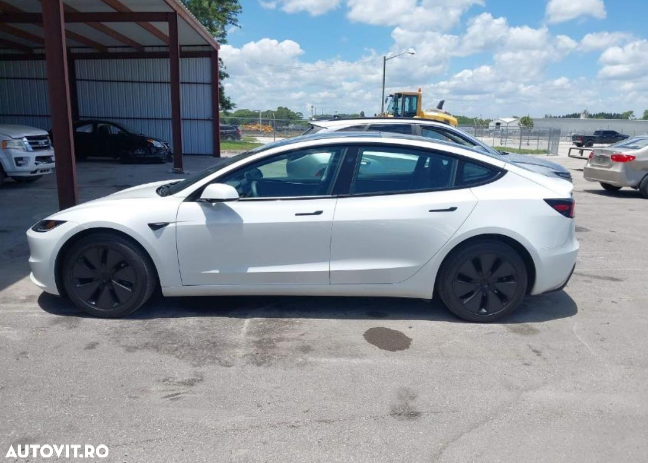 Tesla Model 3 Standard Reichweite Plus Hinterradantrieb - 8