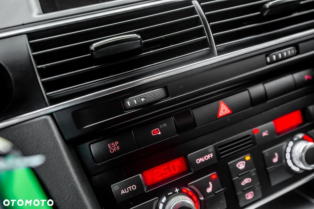 Audi A6 Avant 3.0 TDI DPF quattro tiptronic - 34