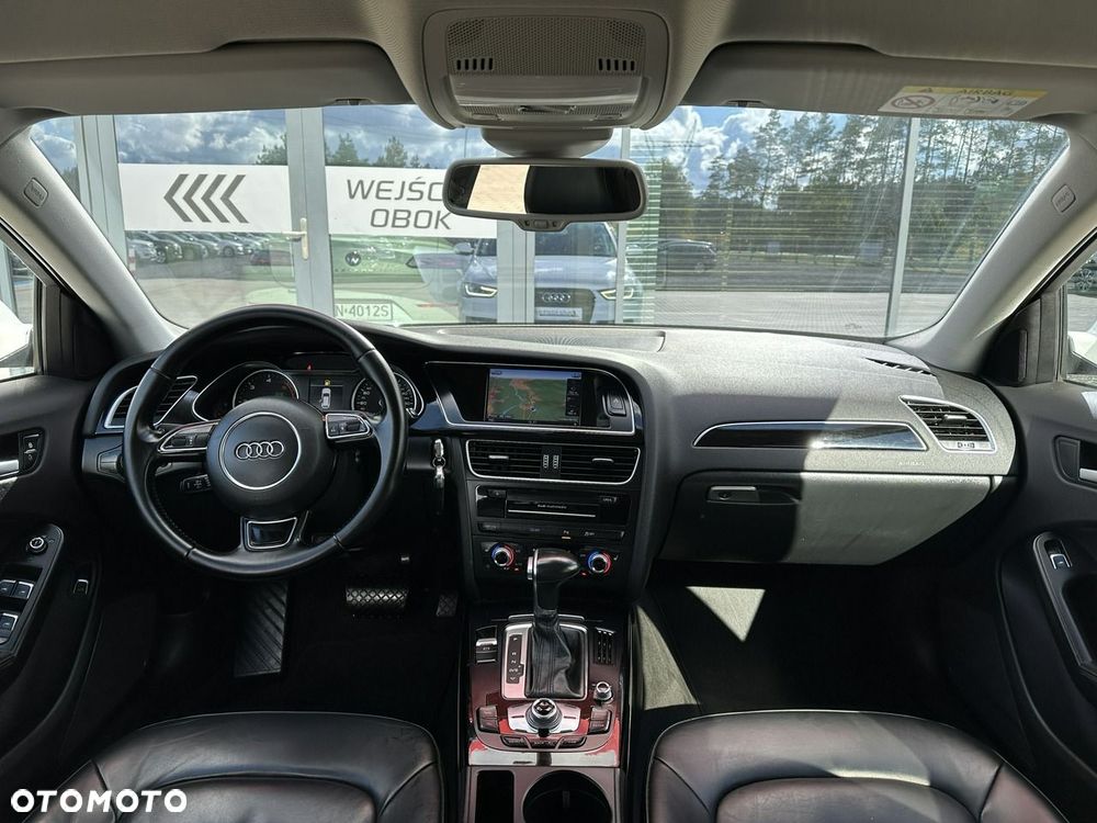 Audi A4 Avant 2.0 TDI DPF clean diesel multitronic S line Sportpaket - 10
