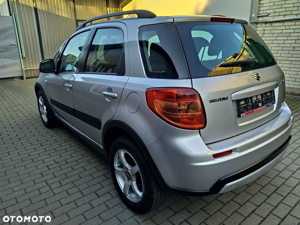 Suzuki SX4 1.6 Comfort 4WD - 5