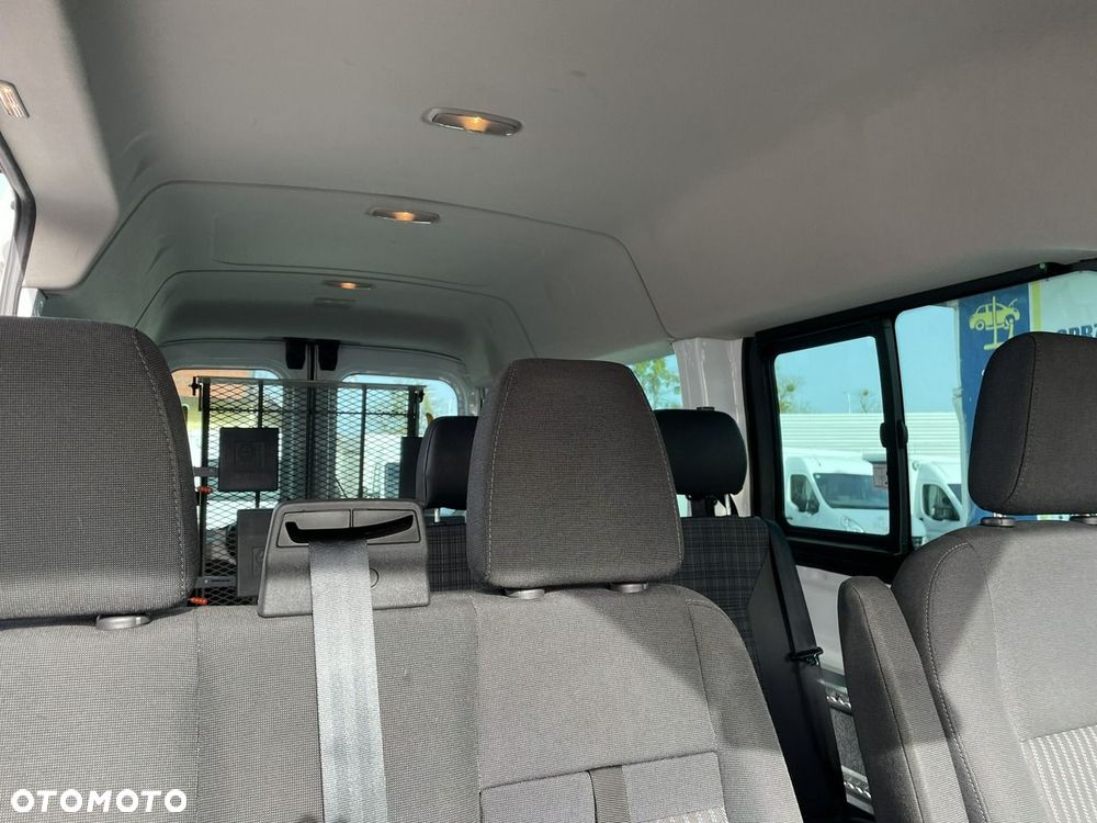 Ford Transit - 28