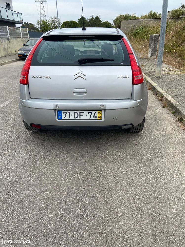 Citroën C4 1.6 HDi 110 Exclusive - 5