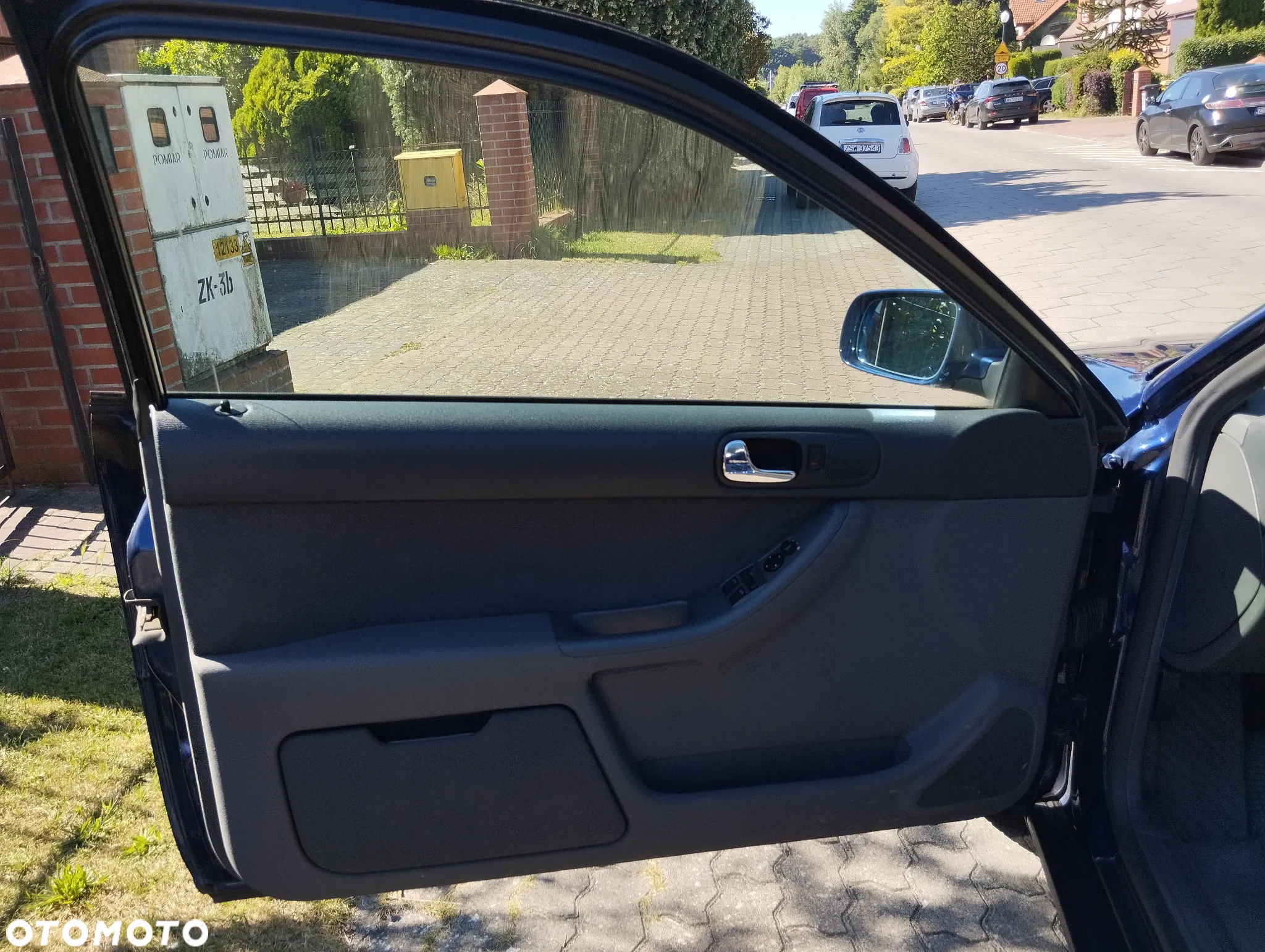 Audi A3 1.6 Ambiente - 12