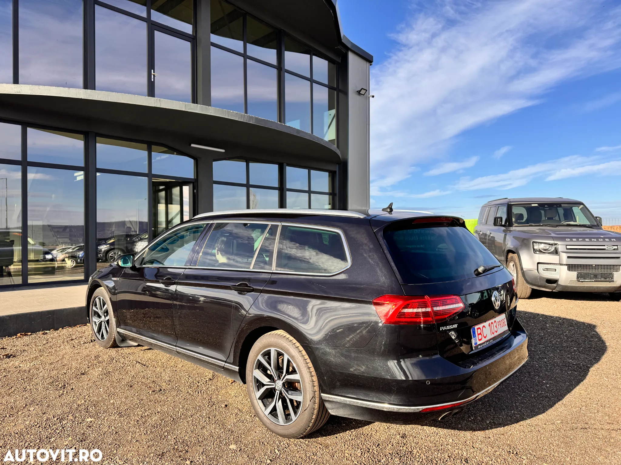Volkswagen Passat Variant 2.0 TDI DSG 4Motion Highline - 10