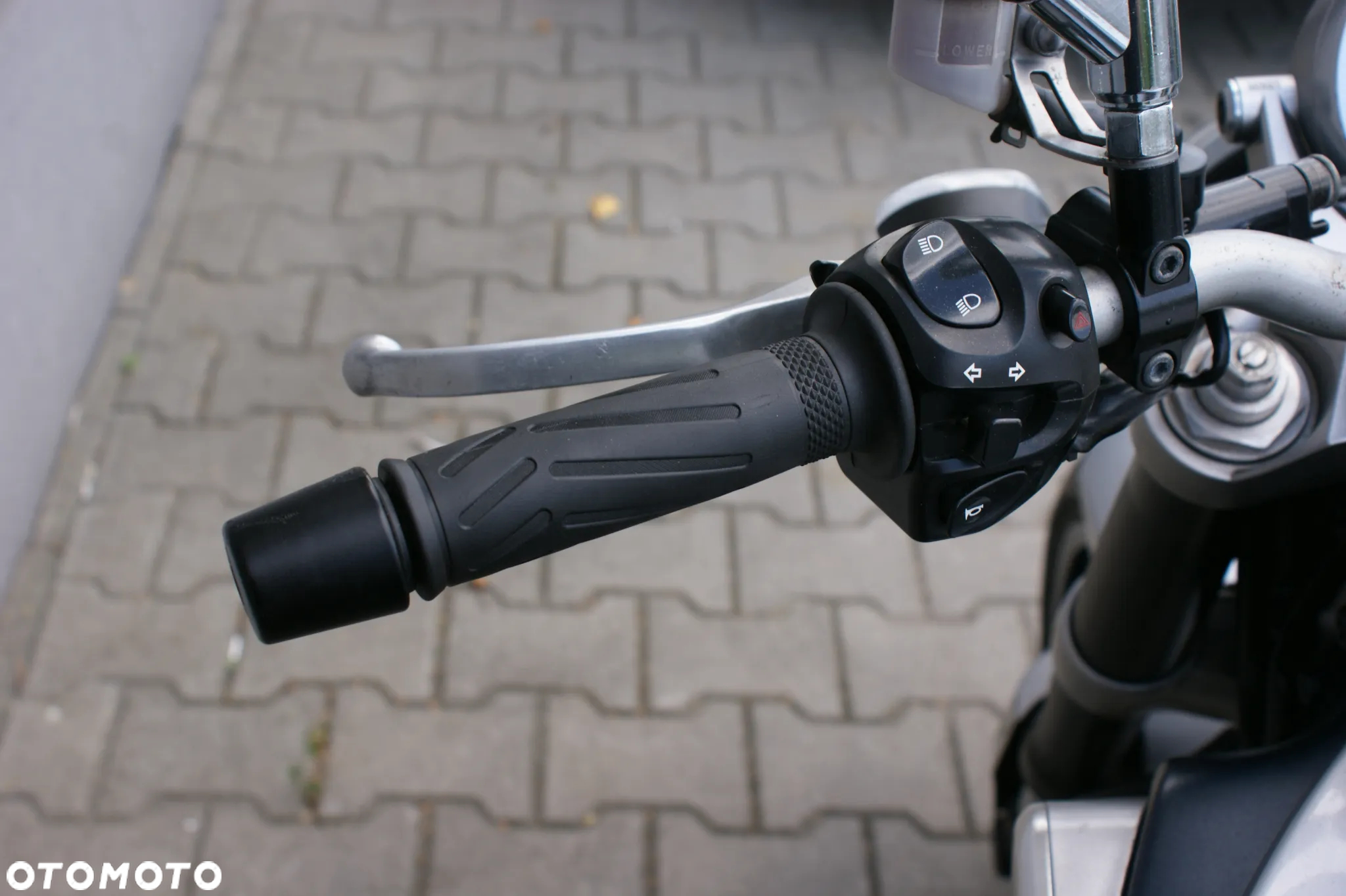 Yamaha MT - 16