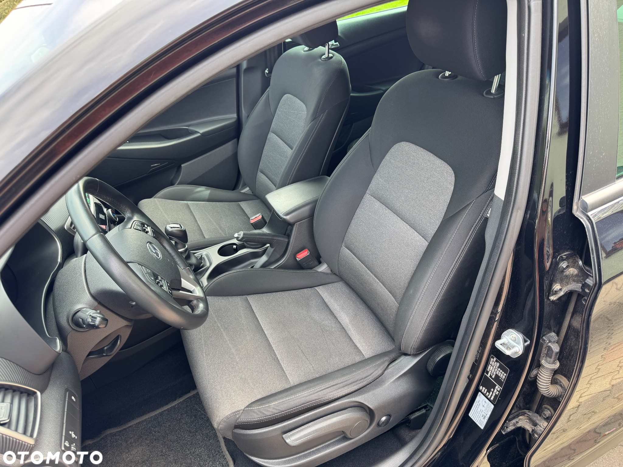 Hyundai Tucson 1.6 GDI BlueDrive Style 2WD - 21