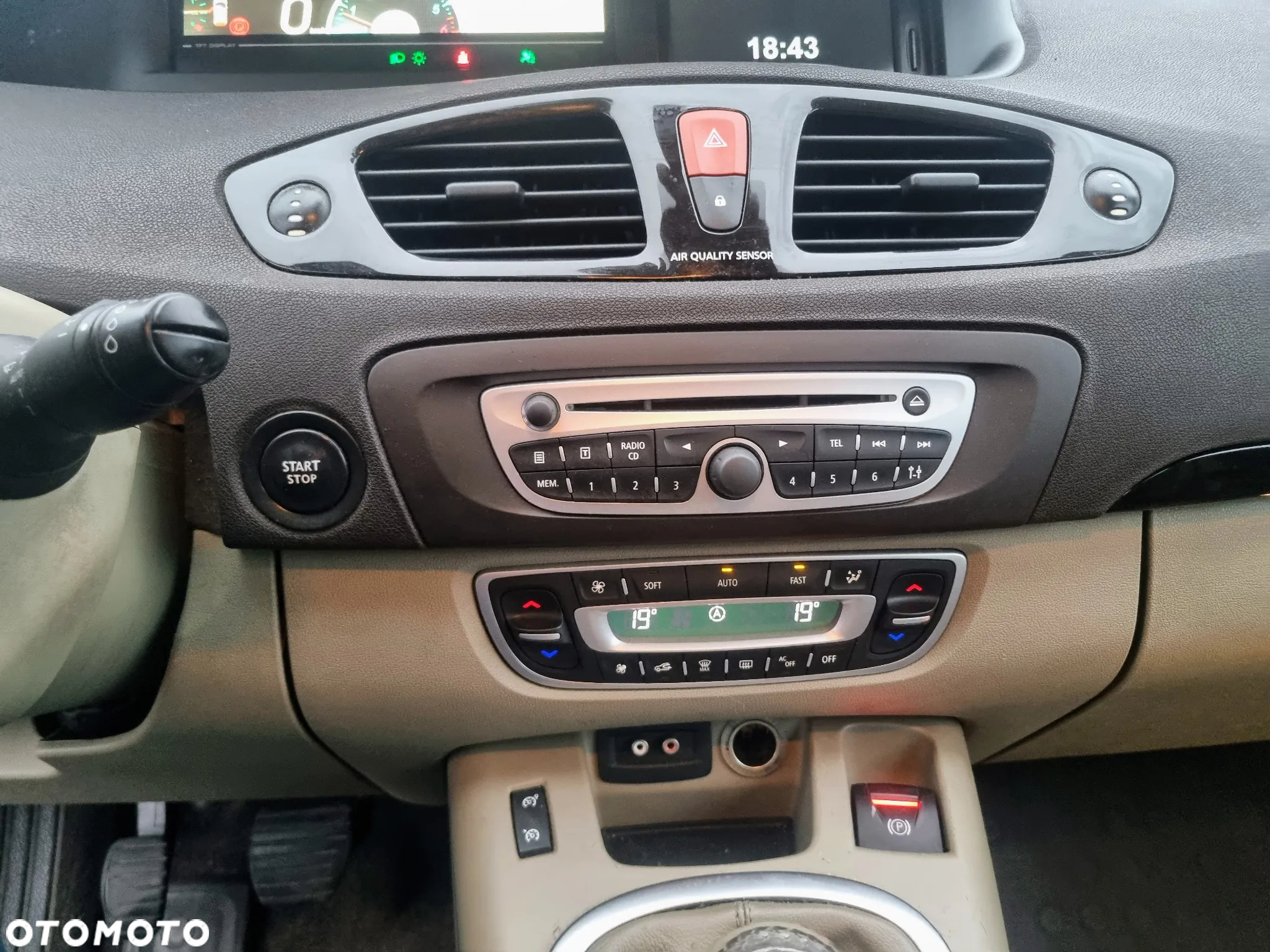 Renault Grand Scenic - 5