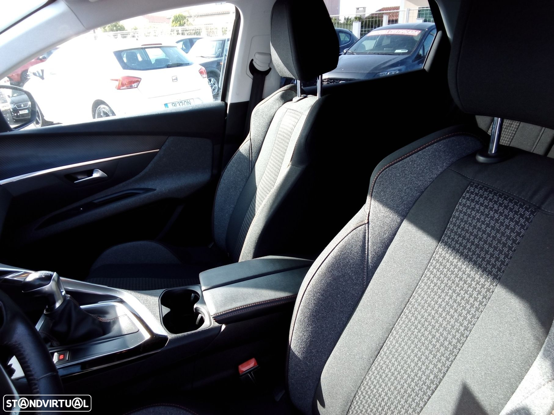 Peugeot 3008 - 24