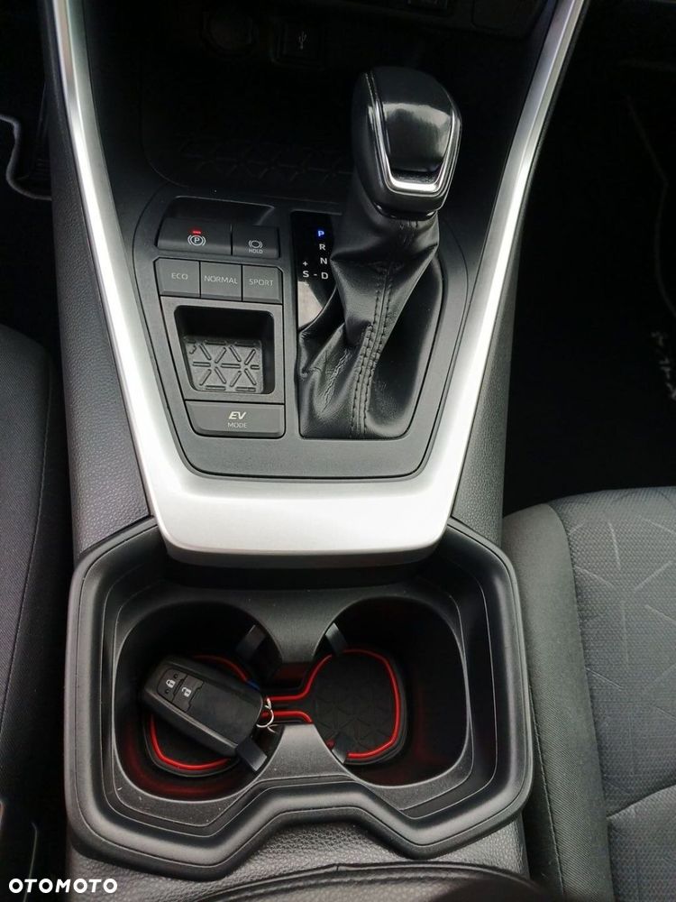 Toyota RAV4 - 17