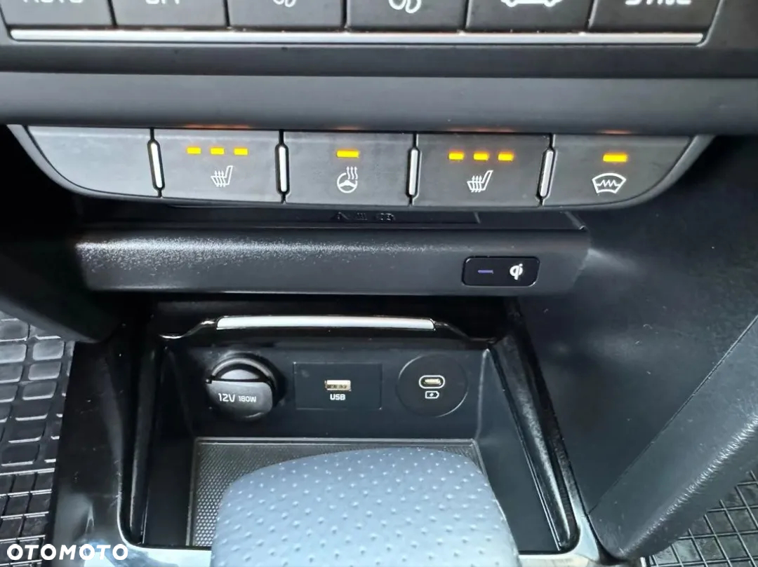 Kia ProCeed 1.5 T-GDI GT Line DCT - 22