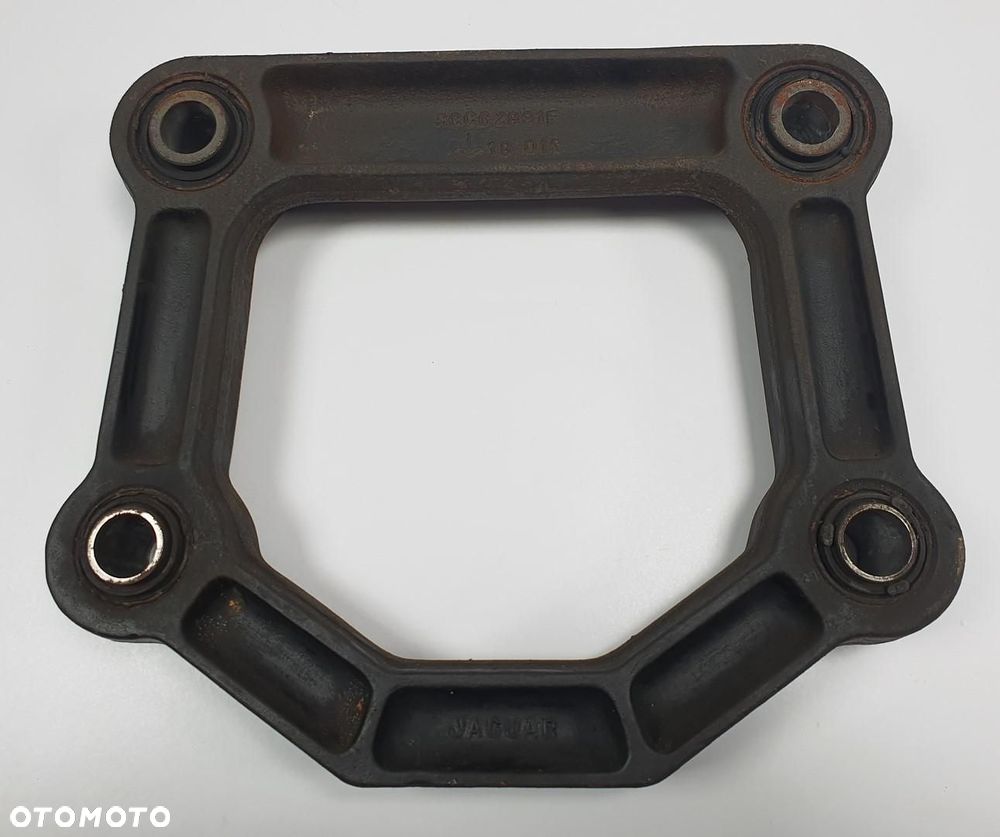 ŁAPA MOCOWANIE SILNIKA JAGUAR XJR X300 RCCC2891F - 1