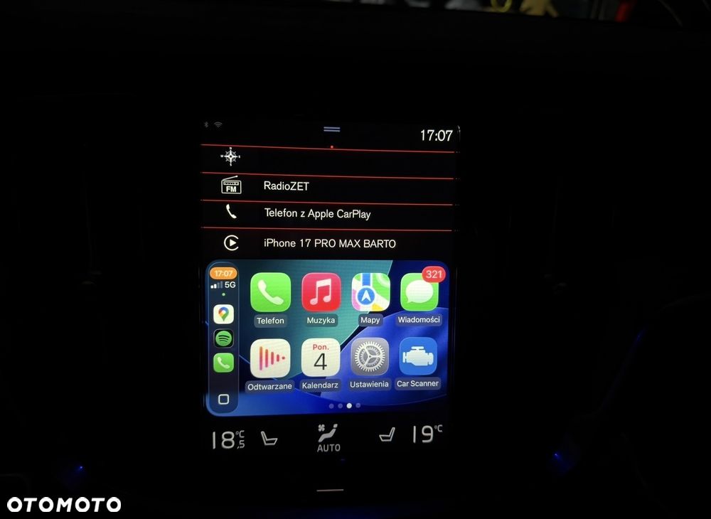 Volvo V60 D4 Geartronic R-Design - 40