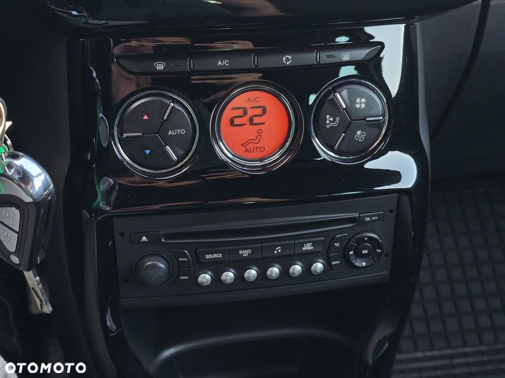 Citroën DS3 1.6 VTi SoChic - 13