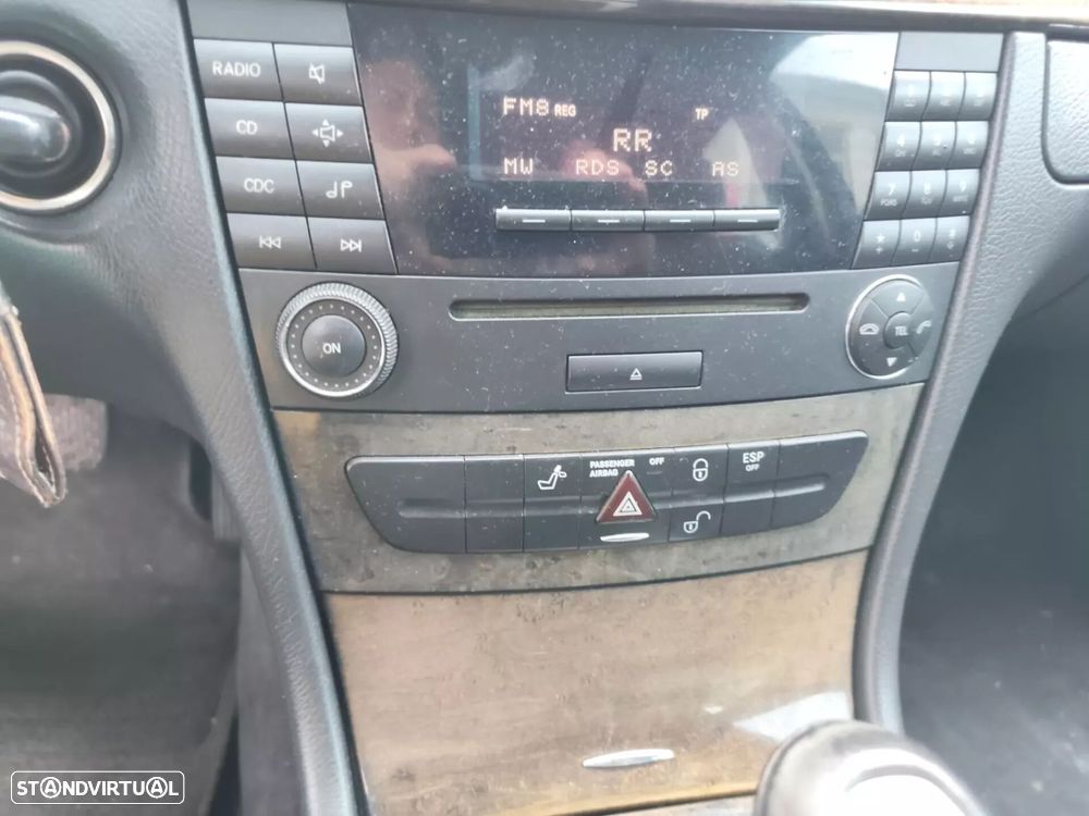 Mercedes-Benz E 220 CDI Avantgarde - 19