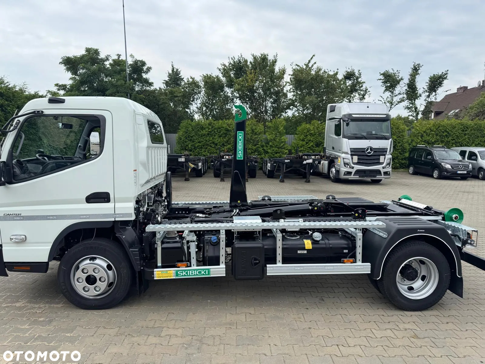 FUSO Canter 9c18 - 9
