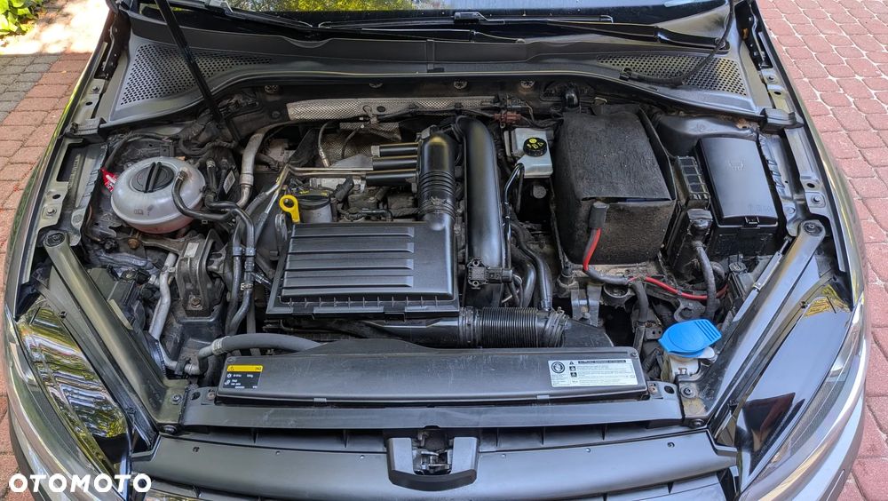 Volkswagen Golf 1.4 TSI BMT Highline DSG - 39