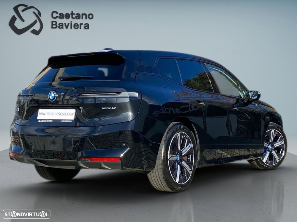 BMW iX xDrive 40 Pack Desportivo - 2