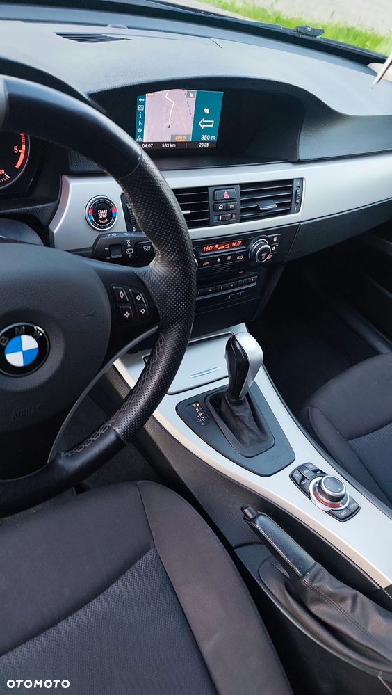 BMW Seria 3 320d DPF - 28