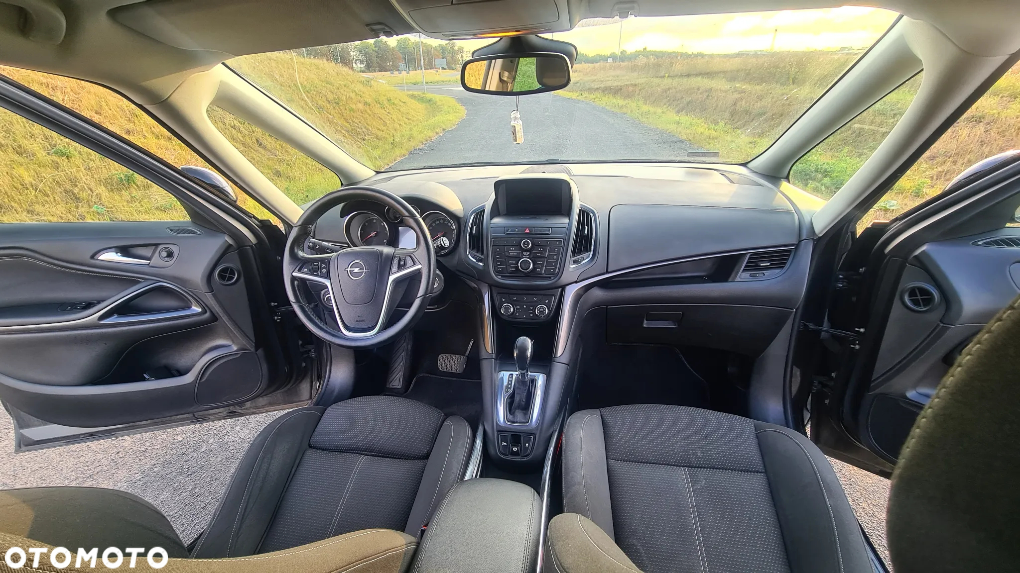 Opel Zafira - 11